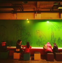 -恐龙探索乐园(磁器口店)