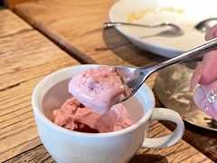 草莓雪糕-幸邻食堂