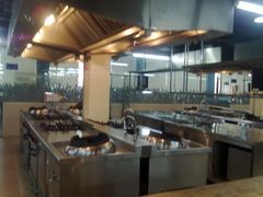 201204208592-中华职业学校