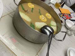 -肥仔文澳门猪骨煲(南京西路店)