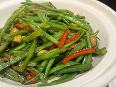 -小菜园新徽菜(宜兴八佰伴店)
