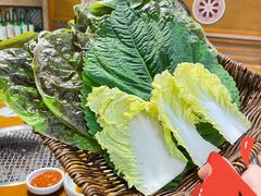 生菜套-草家酱蟹炭火烤肉店(珲春南路一店)