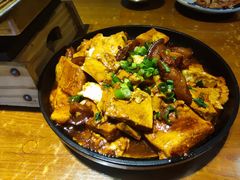心急吃不了热豆腐-95号酱骨·一块豆腐(展春园西路店)