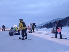 -丝绸之路山地度假区滑雪场