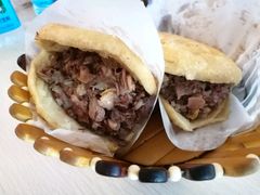 精品火烧-闫家驴肉老店(华电一校店)