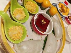 非遗点心拼盘-谭厨中山传家菜.乳鸽.脆鲩鱼(华强北中航城店)