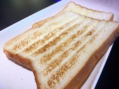 烤面包片-西街夜油条·麻团包乌饭