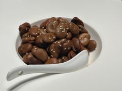 -铜锣湾·有麝自然香(渝北财富中心店)