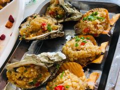 -覃记海鲜美食餐厅