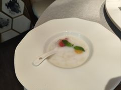 -小广寒电影艺术餐厅(小广寒经三路店)
