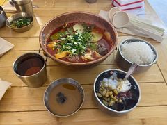 -成都你六姐·牛肉冒菜(上海环宇荟店)