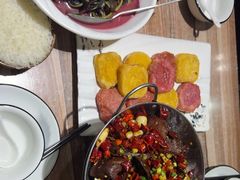 -三湘四水正宗湘菜(君峰路店)