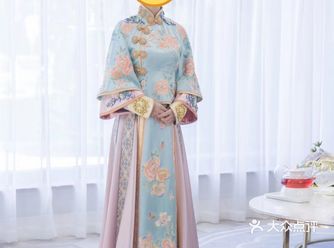 点赞！从服务上看礼服师琳雅和化妆师周周专业贴心面面俱到