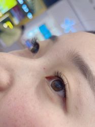 -首珥假日美睫美甲