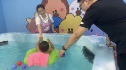 -熊小米专业儿童游泳馆