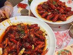 -肥肥虾庄·金牌油焖大虾(汉口城市广场店)