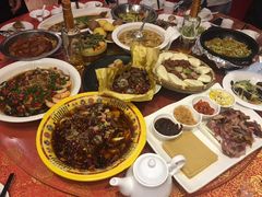 -皇宫大酒店