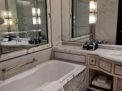 -上海虹桥西郊庄园丽笙大酒店