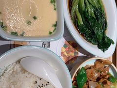-老乡鸡(上海白玉兰广场店)