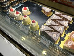 -MADO冰淇淋咖啡馆(淘金店)