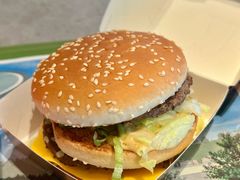 巨无霸汉堡-麦当劳·得来速店(星沙大道店)