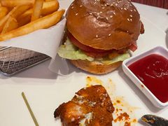 -WOLFGANG PUCK KITCHEN & BAR(迪士尼小镇店)