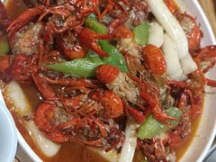 -茸梅路右拐龙虾-农家菜(松江店)