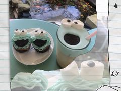 -怪兽咖啡 Monster Cafe
