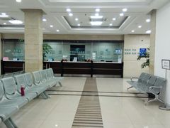 -上海大学附属上海和平眼科医院