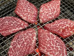 -铭牛烧肉·和牛海鲜自助(高新月牙湖店)