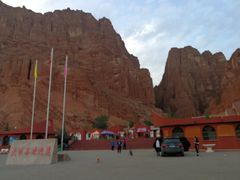 -天山神秘大峡谷