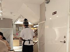 -小杨生煎(黄河路美食休闲街店)