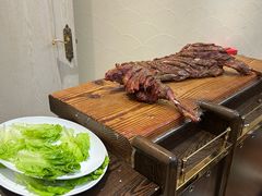 -艾尼巴億餐厅 Aini Bayi Restaurant(曲阳路店)