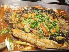 -鸣记脆皮烤鱼·海鲜烤鱼(亿合城店)