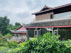 -峨眉山报国寺