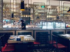 大堂-钱小奴海鲜自助黑金店(杭州滨江龙湖店)