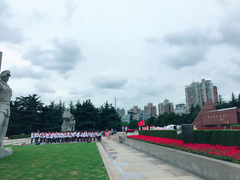 -上海市龙华烈士陵园