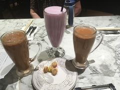 拉奶茶-关夫人餐厅(阳光广场店)