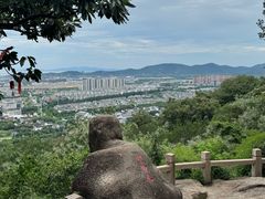 -灵岩山风景区