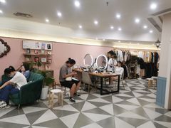 -拾光秀照相馆(石家庄勒泰中心店)