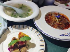 -忘忧草融合私房菜(红鼎国际店)