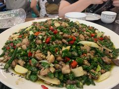 特色尖椒兔-江湖黑大兔(杨家坪店)