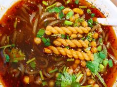 嗖嗖酸辣粉-甲乙饼·北京手工肉饼(西直门凯德茂店)