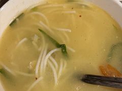 -建新园过桥米线(老街店)