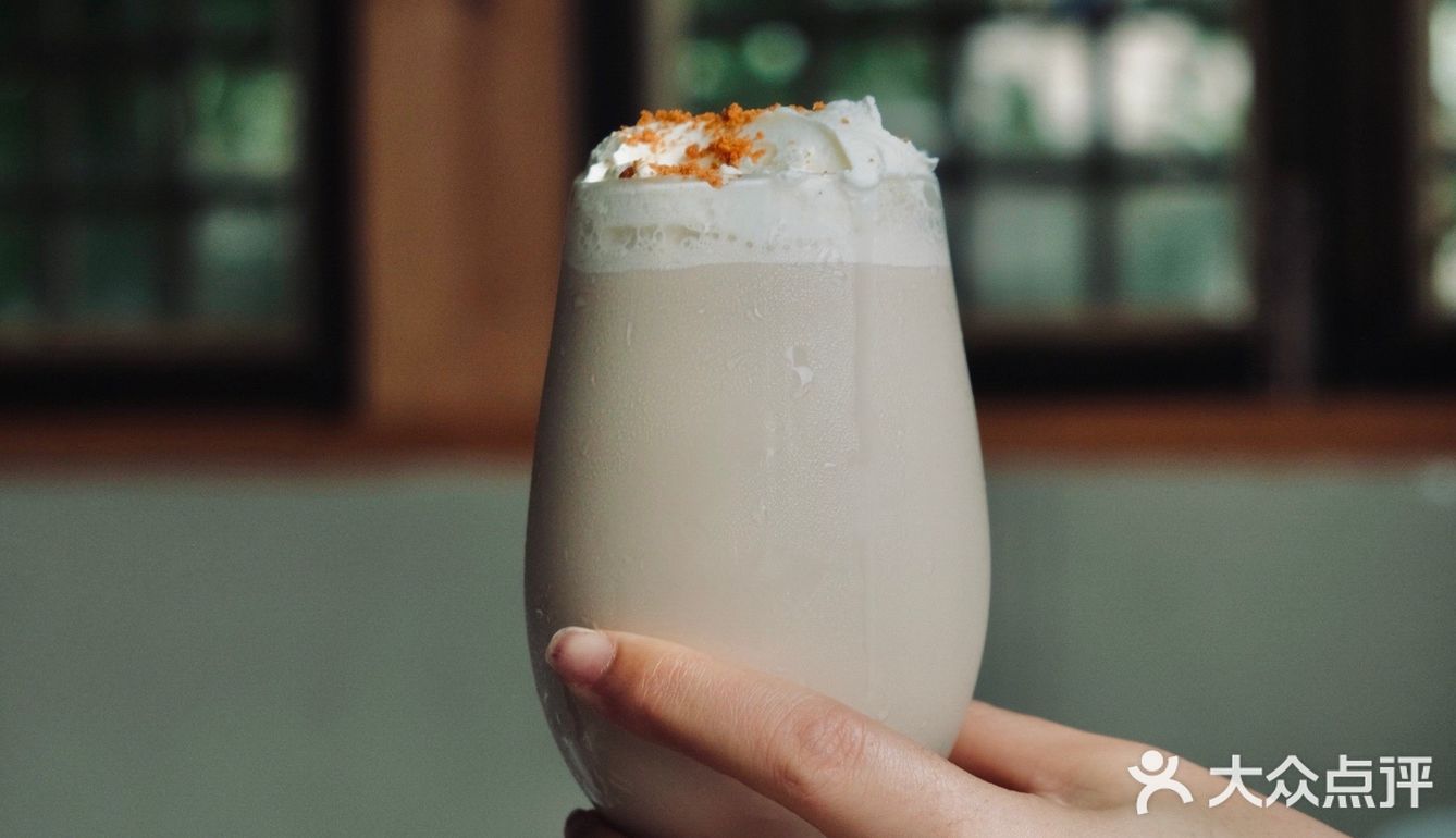 莎拉来啦｜冰冰的奶茶🥤▪️入冬前再快乐一次