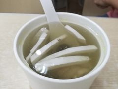 椰子炖鸡腿汤-东平传统鸡饭(德信华城店)
