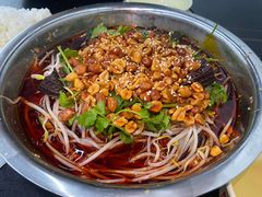 -周良天山牛杂城(天山路总店)