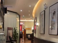 -醉辉皇上海之巅(上海中心大厦店)