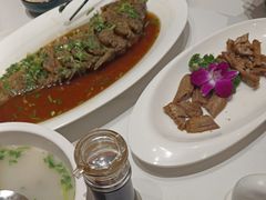 -梅利汴京烤鸭•开封豫菜地标店(东大街店)