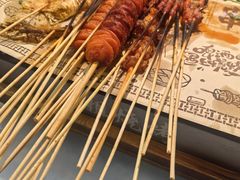 -刘姐啤酒鱼民族演艺餐厅(西街总店)